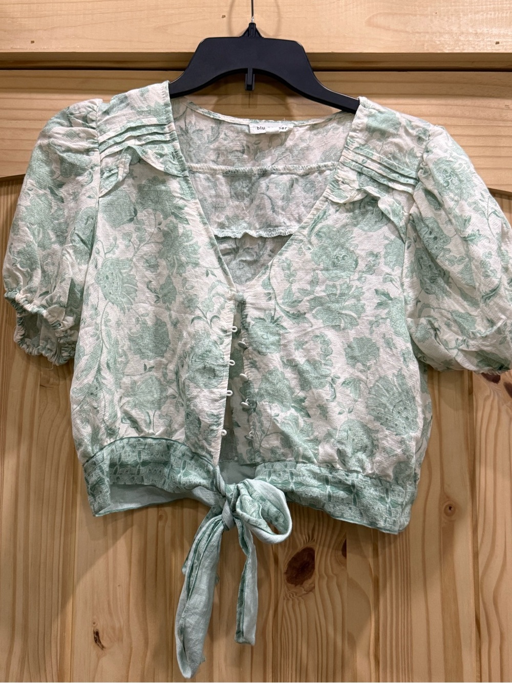 Blu Pepper Tie-Front Floral Crop Top - Sage Green